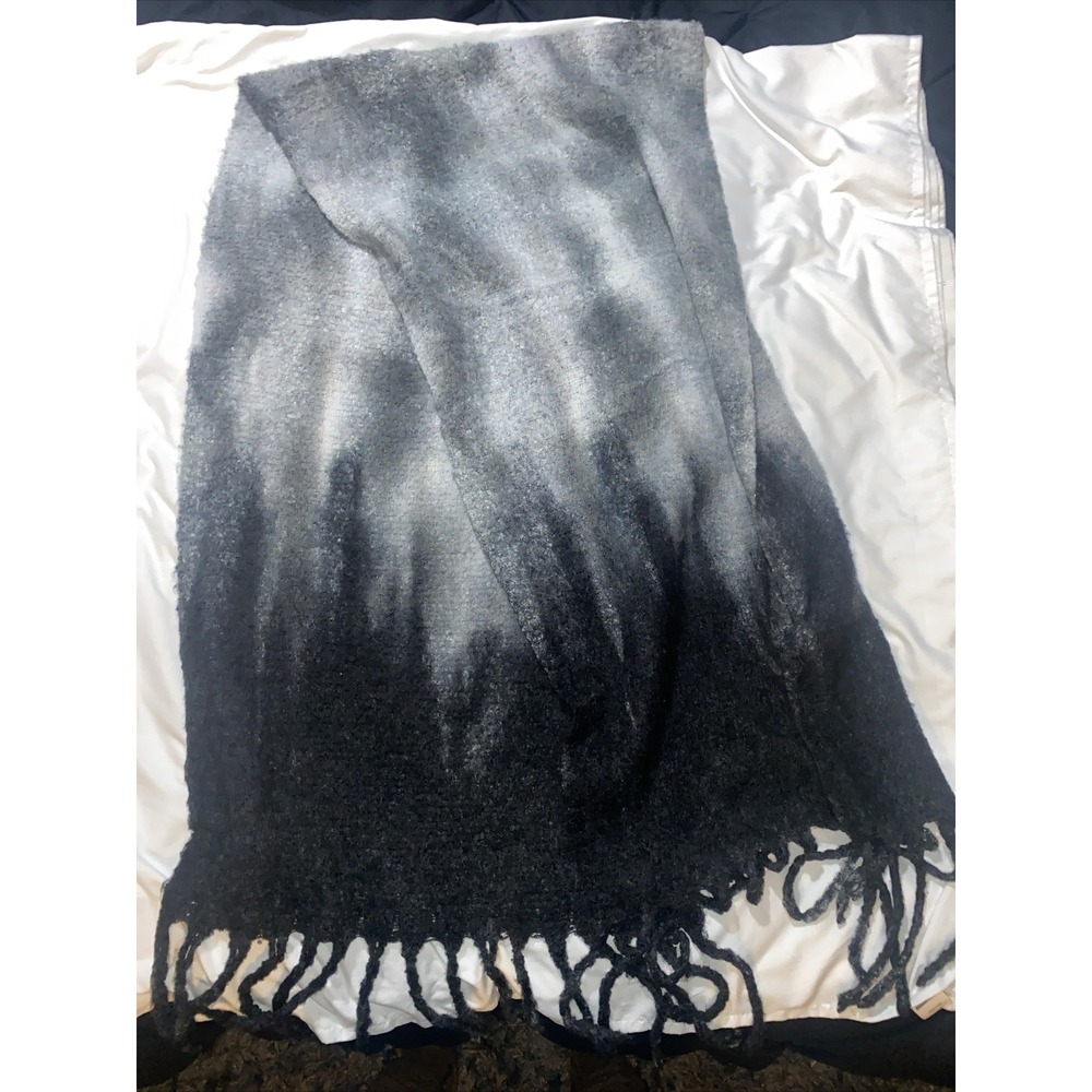 Y2K Chunky Scarf‎ Steve Madden Black To Gray Tie Dye Ombre Over 6' Long